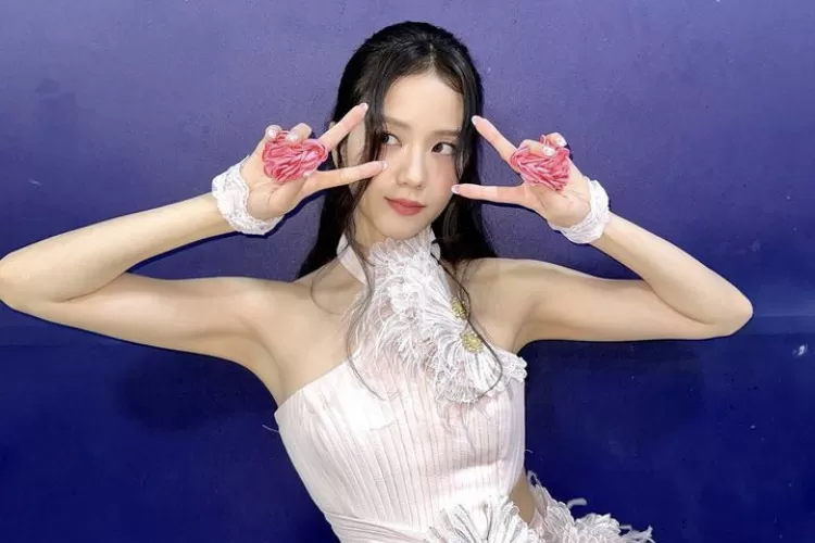 Sukses rilis lagu Flower, Jisoo akui kesepian saat debut solo: Aku merindukan BLACKPINK