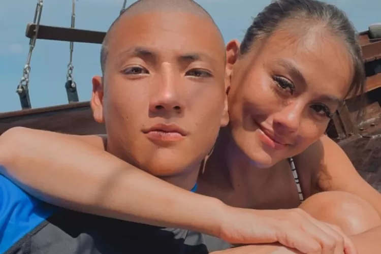 Terungkap tabiat asli pacar Agnez Mo, Adam Rosyadi yang ternyata di luar dugaan, netizen: Slengean dan...