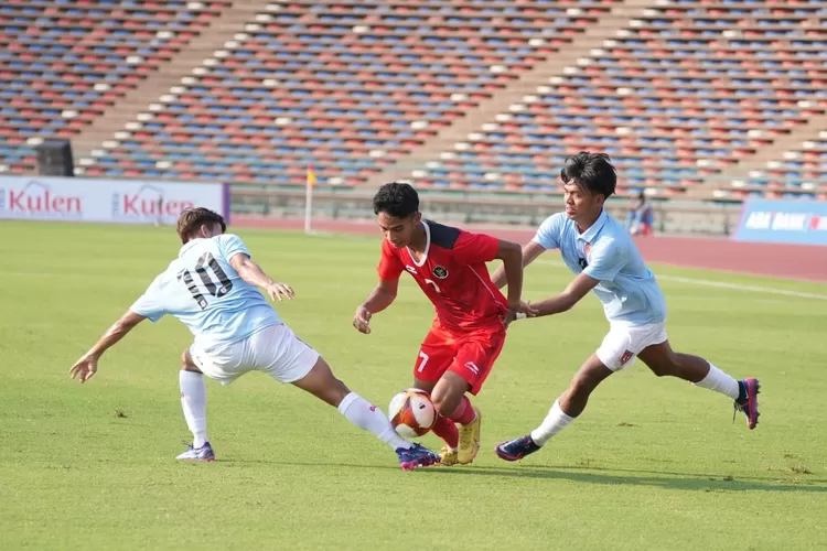 Raih dua kemenangan di SEA Games 2023 Kamboja, Erick Thohir ingatkan Timnas Indonesia U22 untuk tetap membumi