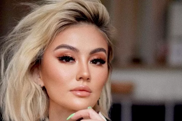 Ngaku bucin, ternyata Agnez Mo justru susah cari jodoh karena hal ini!