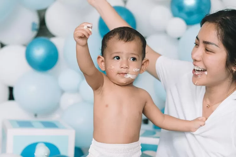 Ulang tahun Baby Don tiba, Jessica Iskandar malah dituding curi ide gegara ini, warganet: Konsepnya persis...