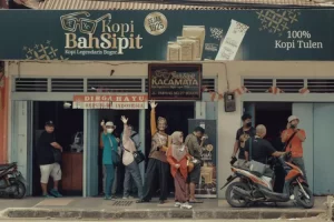 Kopi Bah Sipit: Menyusuri sejarah kedai kopi legendaris dan penjual kopi bubuk tertua di Kota Bogor