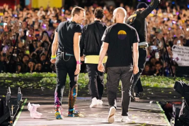 Bocoran prediksi list lagu yang akan dibawakan Coldplay saat konser di Gelora Bung Karno Jakarta