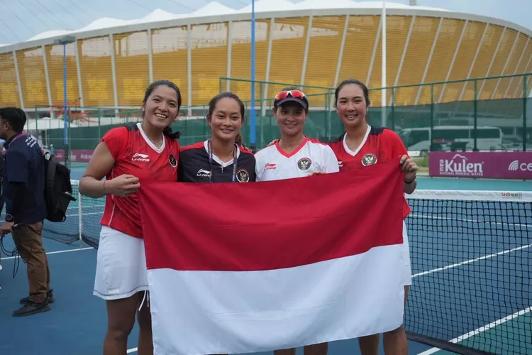 Puasa selama 18 tahun, tenis tim beregu putri tenis raih medali emas di SEA Games 2023 Kamboja