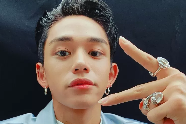 Usai kembali aktif di Instagram, Lucas NCT umumkan keluar dari grup