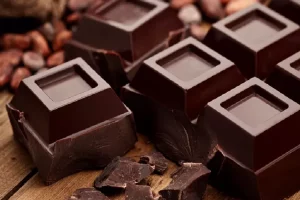 5 manfaat dark chocolate, mulai dari melindungi kulit hingga dapat menurunkan tekanan darah