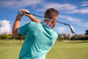 Kebanyakan main golf? Inilah golfer’s elbow yang bikin tangan mati rasa, penyebabnya karena kerusakan tendon