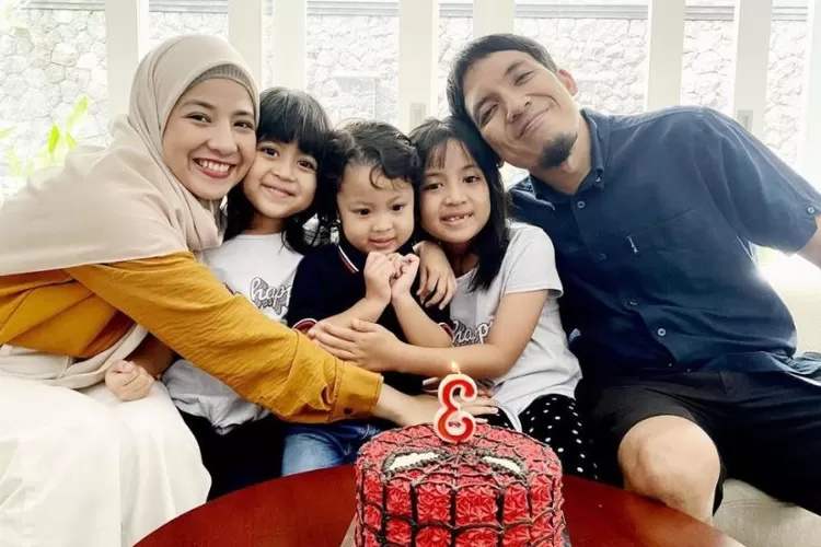 Ayahnya ceraikan Natasha Rizki, anak ingatkan Desta untuk tobat dari dosa ini: Semoga ayah...