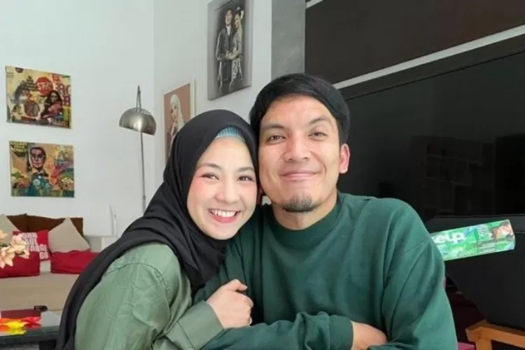 Dituding kerap bikin Desta nangis, Natasha Rizky bongkar tabiat asli suami: Dia sensitif...