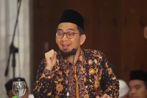 Inara Rusli lepas cadar, ini penjelasan Ustaz Adi Hidayat tentang hukum memakai cadar bagi perempuan