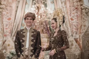 Sat set sat set nikah, intip perjalanan cinta Enzy Storia dan Molen Kasetra yang LDR 2 tahun