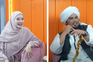 Inara Rusli kerap pakai baju BLACKPINK di dalam rumah, Ustaz Derry Sulaiman bongkar ciri wanita saleha itu...