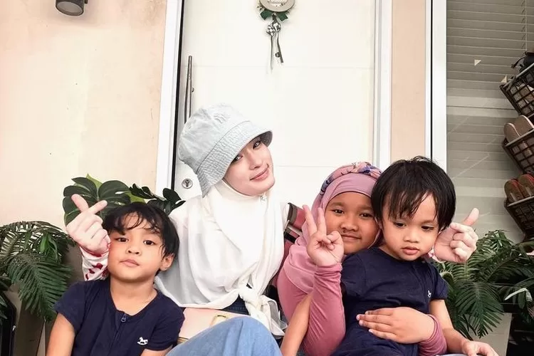 Berani speak up lalu ikhlas pisah dengan Virgoun, begini kondisi anak Inara Rusli sekarang: Starla...