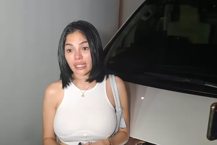 Anak lebih pilih ayah sambung, Nikita Mirzani nangis 3 hari dan blak-blakan soal Lolly: Apa dosa gue?