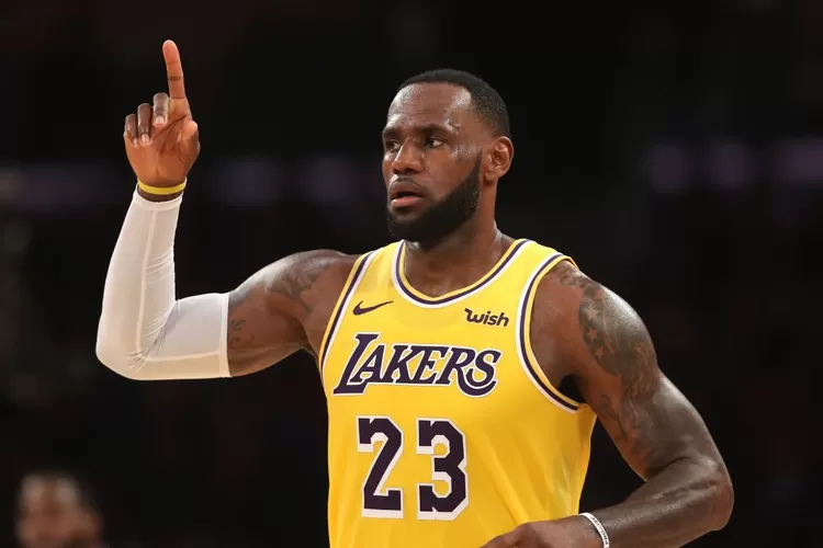 LA Lakers disikat Denver Nuggets dan gagal ke NBA Finals, LeBron James pilih pensiun?