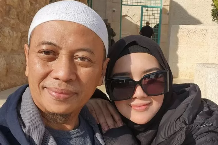 Bebi Silvana Istri Opick bantah rumor kabur dari rumah, sebab meninggalkan kediaman suami karena...