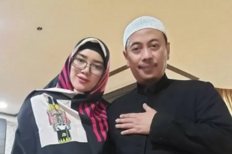 Bikin heboh gegara curhat minggat dari rumah, istri Opick singgung soal perubahan sikap suami: Menyakitkan..