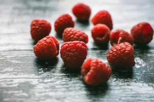 Konon tanaman ini satu keluarga dengan mawar, simak deretan manfaat raspberry yang bisa cegah munculnya kanker