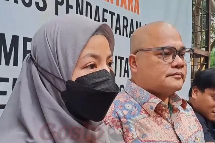 Sambil menangis, Natasha Rizky bantah jika Desta bermain perempuan lain: Saya menjadi saksi...