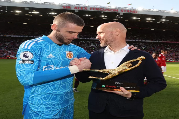 Jelang final Piala FA lawan Man City, Erik ten Hag memberi motivasi kepada para pemain MU didepan para fans