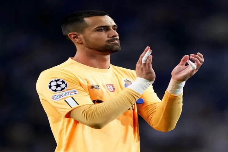 Cari suksesor David de Gea, MU kabarnya siap tebus klausul rilis Diogo Costa, segini nominalnya