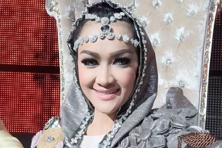 Usia divonis tinggal 7 bulan lagi, Julia Perez syok, ungkap hal ini sebelum meninggal: Secara itung-itungan…