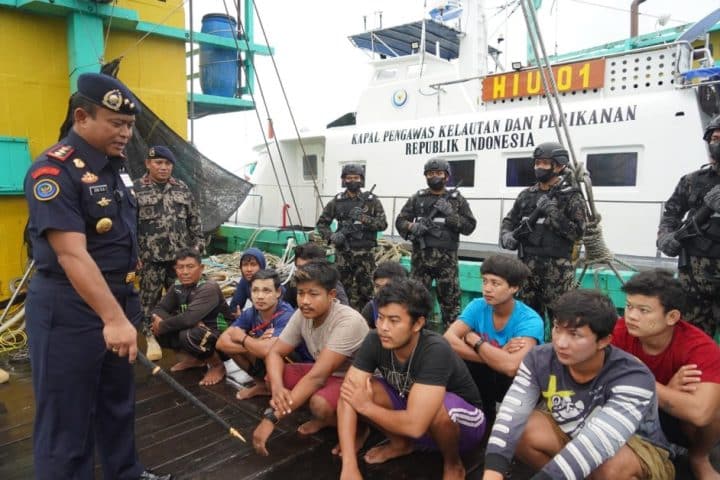 Kementerian Kelautan dan Perikanan (KKP) terus memerangi praktik penangkapan ikan secara ilegal.