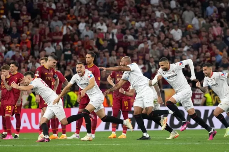 Sevilla tujuh kali angkat trofi juara Liga Europa, AS Roma runner-up lagi