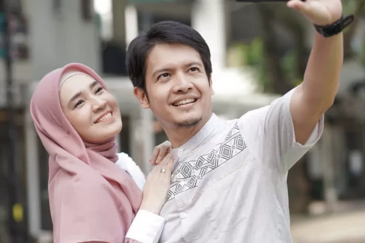 Bantah disebut kesepian sebab tak punya anak, Dhini Aminarti dan Dimas Seto: Banyak orang terdekat sayang kita