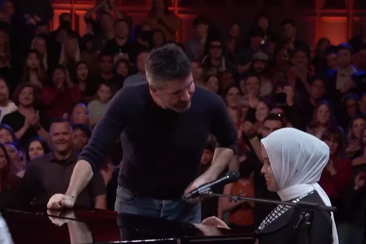 Disanjung sebagai penyanyi terbaik, Putri Ariani persembahkan lagu kedua khusus untuk Simon Cowell