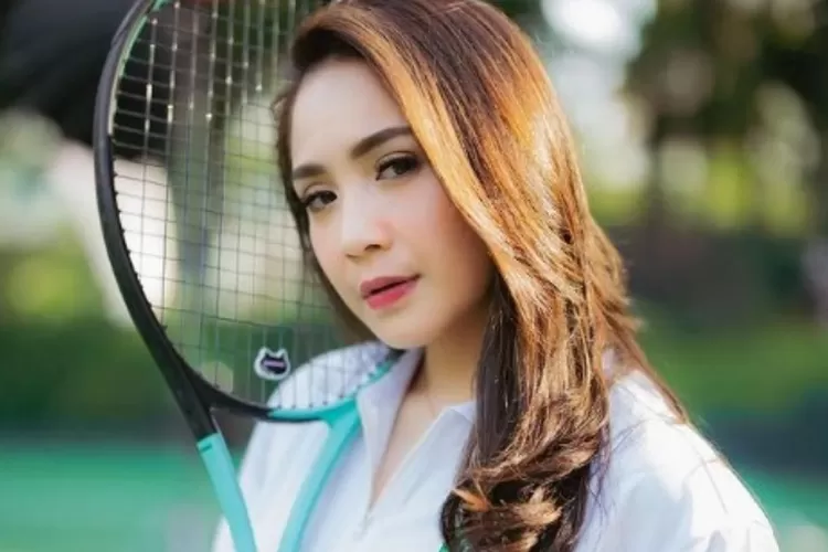 Raffi Ahmad memang mujur! Ini deretan artis pria yang kagumi Nagita Slavina, ada Verrell Bramasta hingga Desta