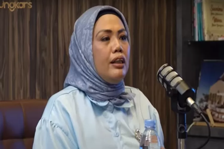 Bukan memikat pria, pengakuan Mpok Elly pernah pakai susuk ternyata untuk hal ini