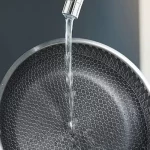 Tips merawat wajan anti lengket agar tahan lama, gampang cuma pakai bahan dapur ini
