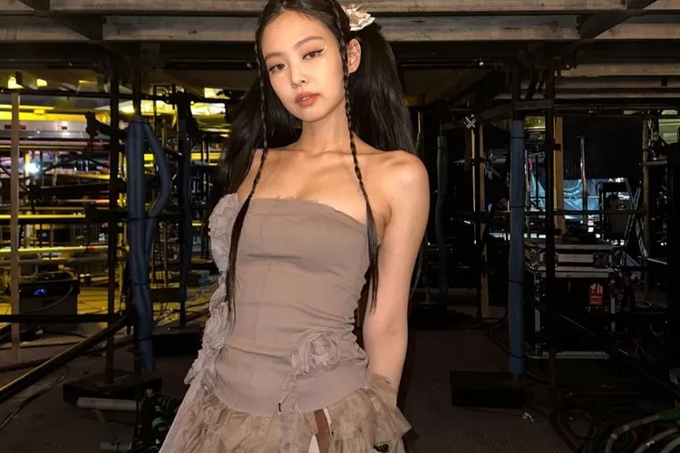 Wow! 6 Idol Kpop ini ketahuan punya black card, ada Jennie Blackpink