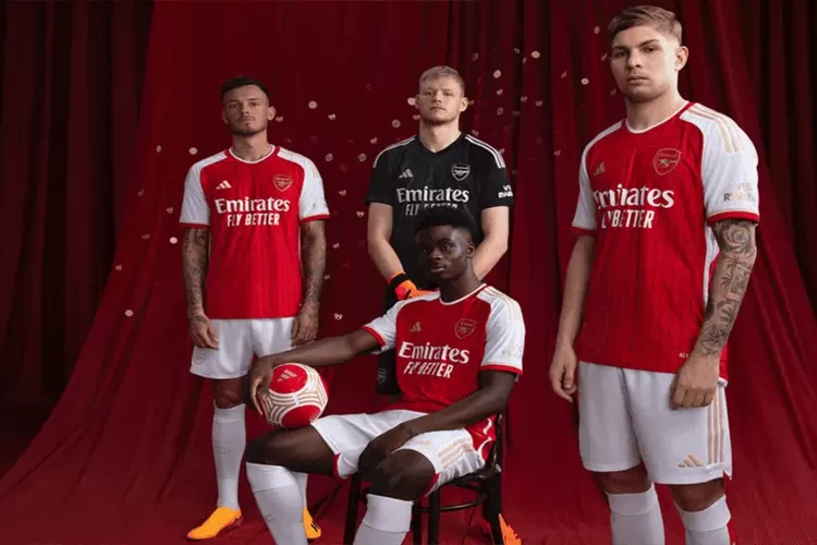 Jersey Arsenal 2023/24 ditarik dari peredaran karena salah desain, Adidas minta maaf pada klub dan penggemar