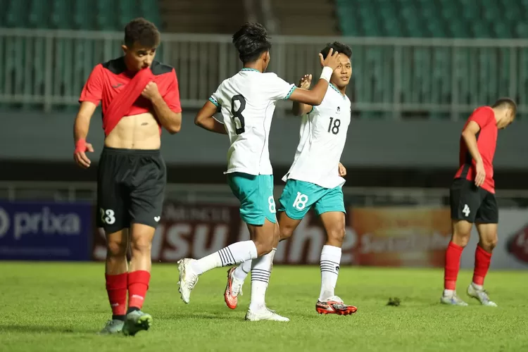 Reaksi sinis dan menyindir media Malaysia setelah Indonesia jadi tuan rumah Piala Dunia U-17: Real anak FIFA!