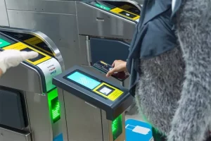 Mulai 1 Juli 2023, MRT Jakarta Tidak Menerima Pembayaran via GoPay, Ovo, Dana, dan LinkAja, Netizen Mengeluh