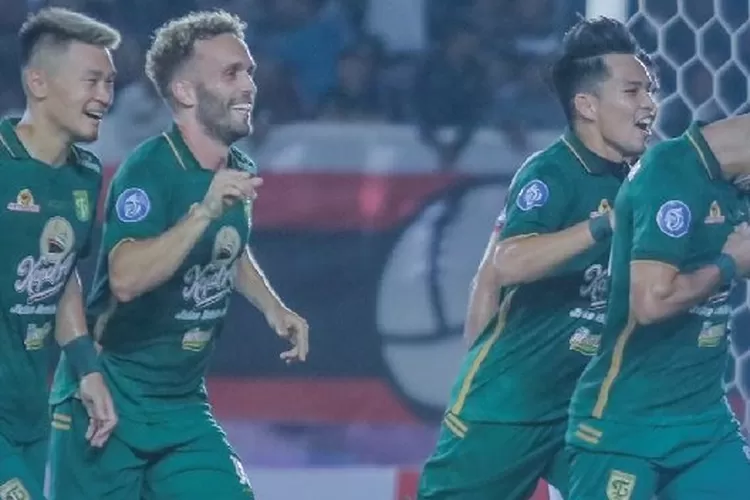 BRI Liga 1 2023-2024: Hujan gol warnai duel Persis vs Persebaya, Bajul Ijo menang 3-2