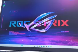 Mewahnya Laptop Gaming ROG Strix Scar 18: Performa Terbaik di Indonesia