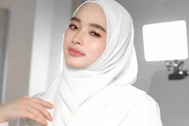 Inara Rusli tolak dibayar Putra Siregar untuk bercadar sampai tanyai Ustaz Derry: Berapa harga cadar dia?