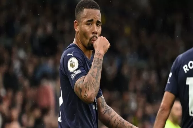 Menangis karena Pep Guardiola dan mengadu ke ibu, alasan Gabriel Jesus hengkang dari Manchester City