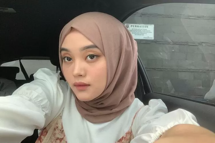 Putri Delina diduga sindir Nathalie Holscher usai lepas hijab, netizen: Mulai deh mancing