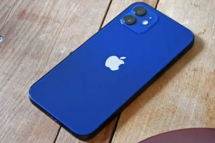 Meski Tipenya Lebih Baru, iPhone 12 ternyata Kapasitas Baterainya Lebih Kecil dari iPhone 11, Kok Bisa?