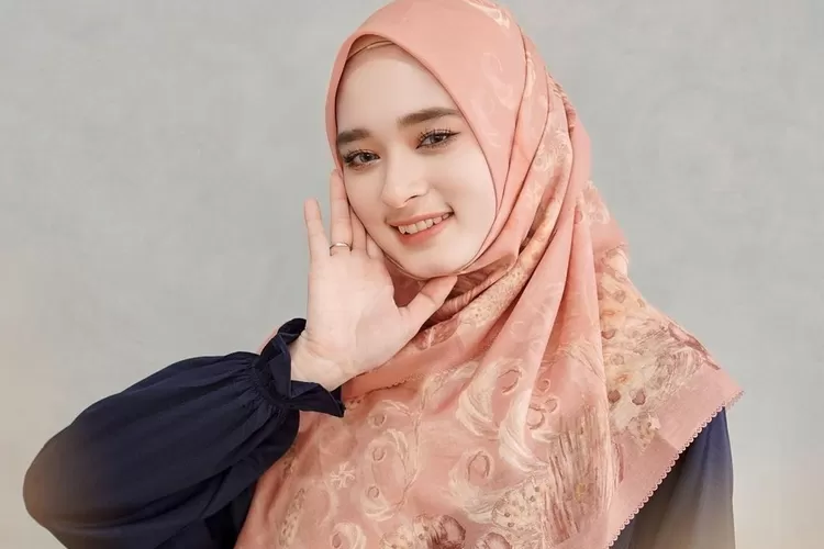Konon melamar Inara Rusli, pria tampan ini dikuliti netizen, sebut tulang lunak hingga agama: Bisa Kristen?