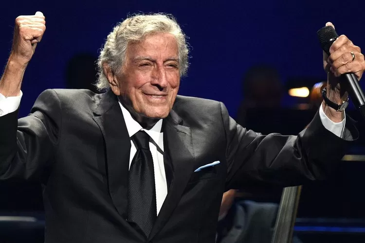 Tony Bennet meninggal dunia di usia 96 tahun, pernah disebut sebagai penyanyi terbaik oleh Frank Sinantra