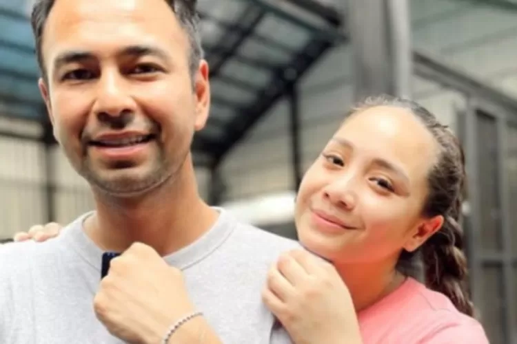 Salah orang? Raffi Ahmad pernah pamerkan foto Nagita Slavina ke pengacara papan atas: Saya mau nikahi dia...