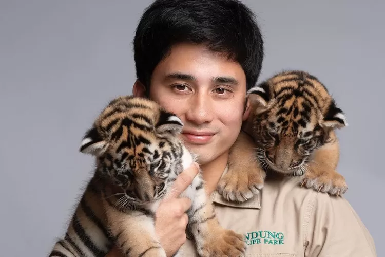 Salah satu anak Harimau mati, Alshad Ahmad auto kena semprot netizen: Kebanyakan di kontenin sih!