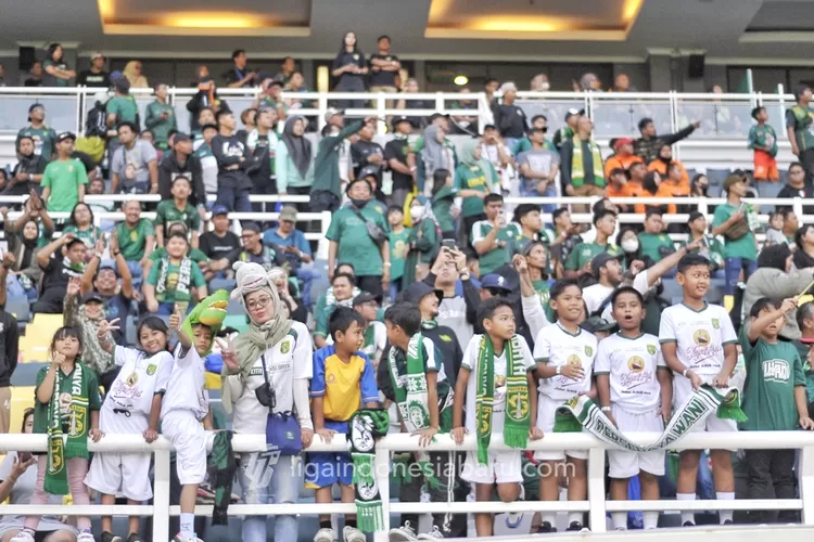 Persebaya jadi pelopor tribun khusus keluarga di stadion, bebas asap rokok dan nyaman bagi anak-anak