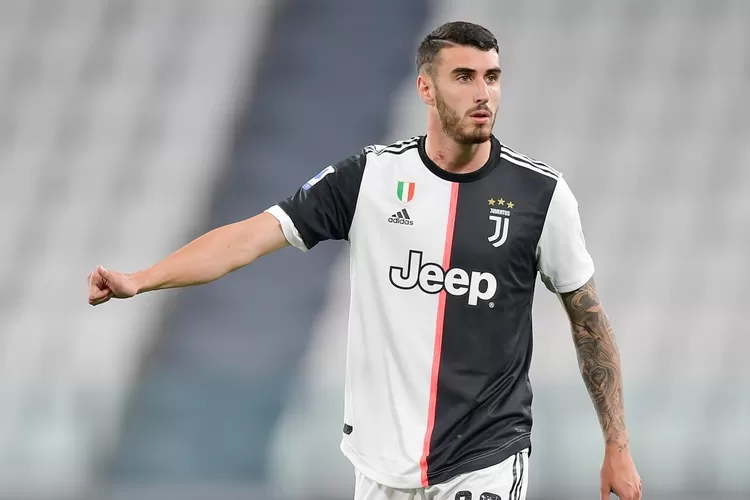 Setelah terkena tumor otak, Simone Muratore kembali ke Juventus untuk Berlatih