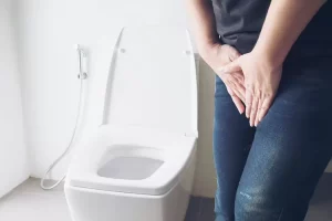 Harus waspada! Segera perhatikan warna urine kamu, bisa jadi tanda-tanda gangguan medis loh